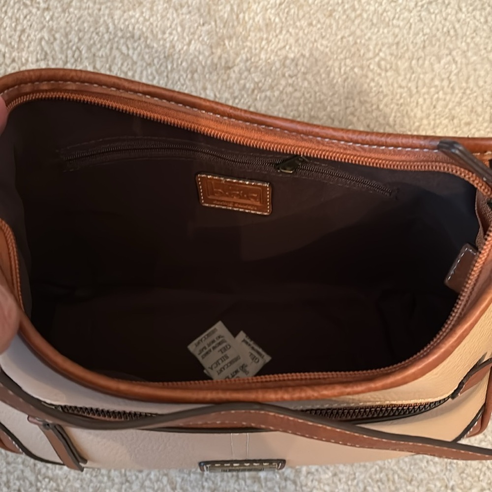 BOC Solid Vegan Leather Shoulder Purse. Tan/Taupe & Brown, NWT - Picture 6 of 6